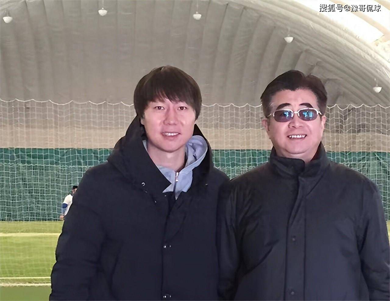 德凯特拉雷表示：“加斯佩里尼让我变得更强，他让我的身体素质有所提升，肌肉增加，这是真的。